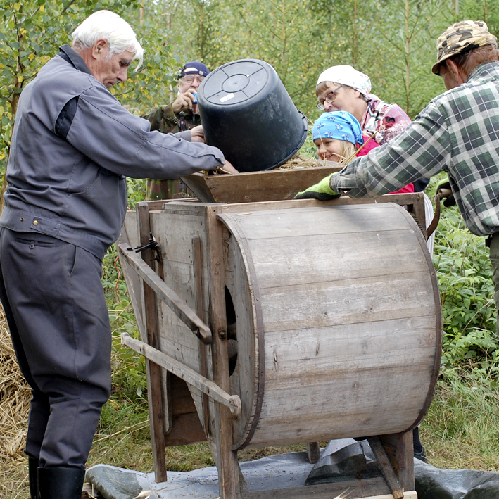 Viskurin käyttöä riihellä 2014
